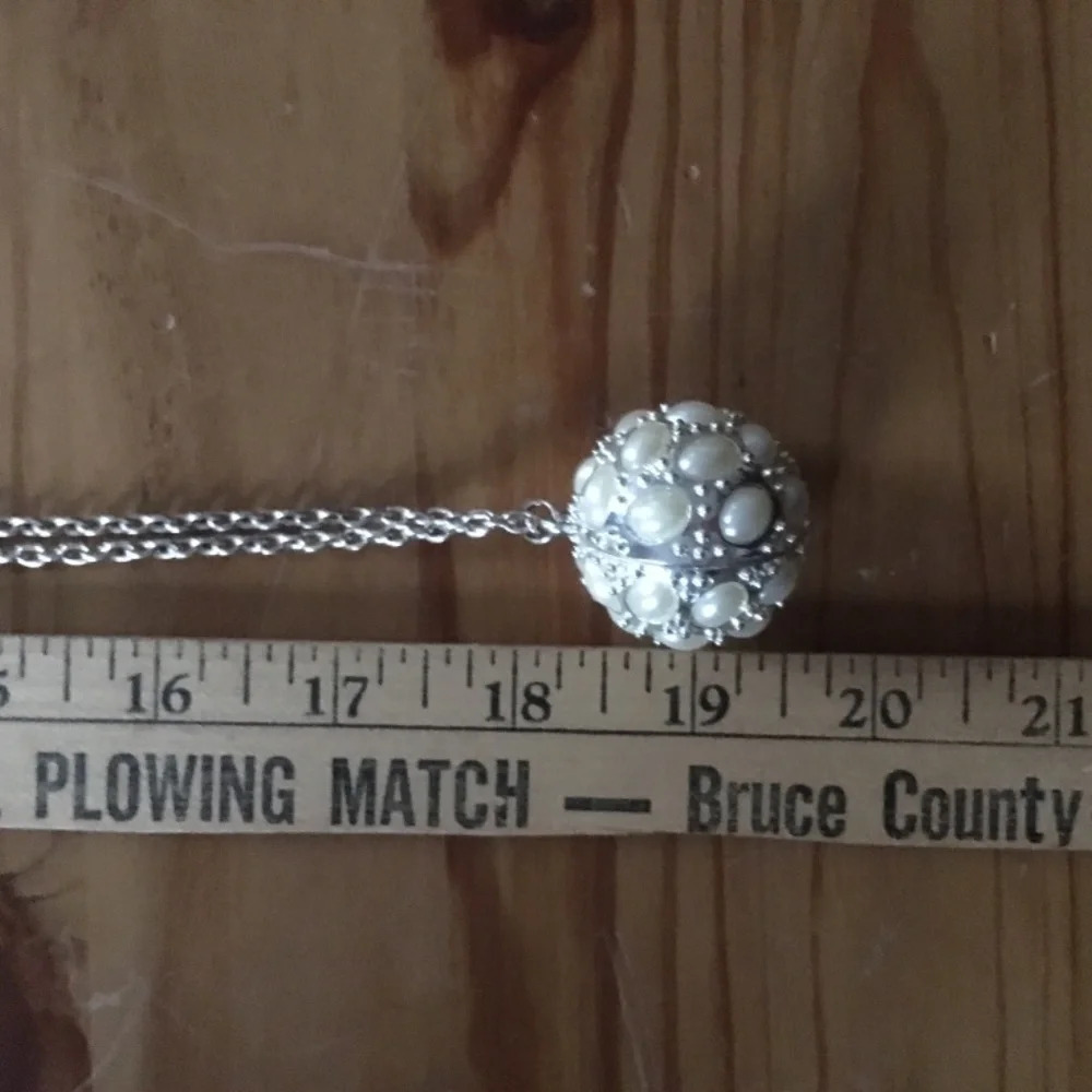 5/$25 Ball Pendant with  Long Chain - Picture 3 of 6